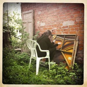 A-2476428-1417783601-3866